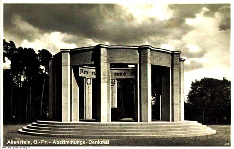 Pomnik_plebiscytowy_w_Olsztynie_Olsztyn_7393694